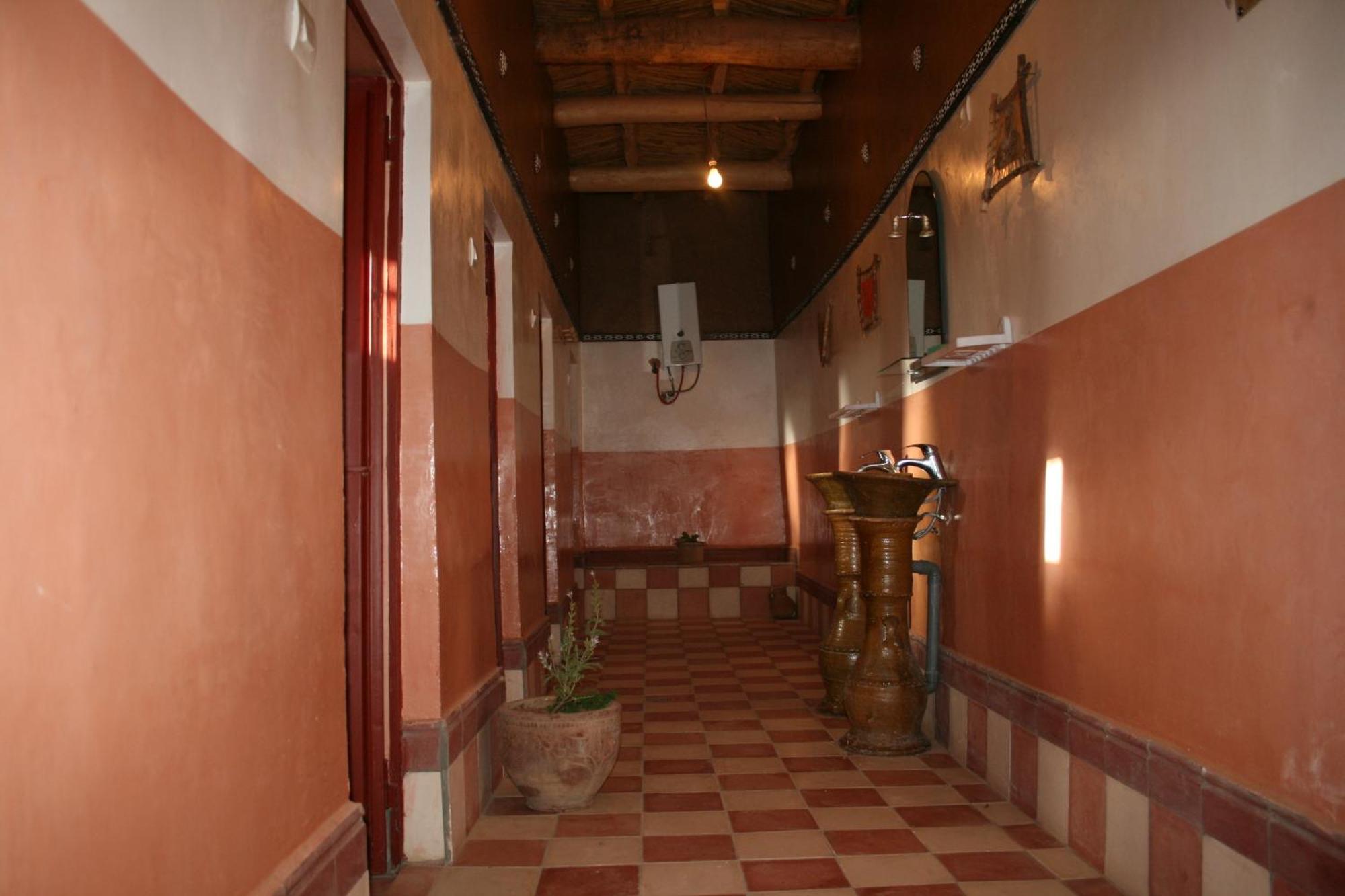Kasbah Ben Ali Hotell Kelaat-M'Gouna Exteriör bild