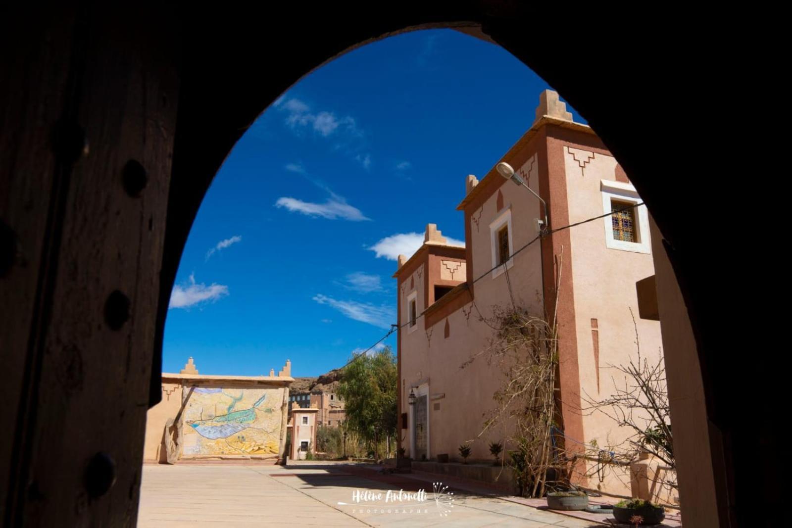 Kasbah Ben Ali Hotell Kelaat-M'Gouna Exteriör bild
